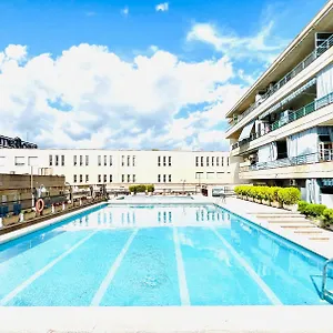  Appartement Salvis Balcon Y Piscina
